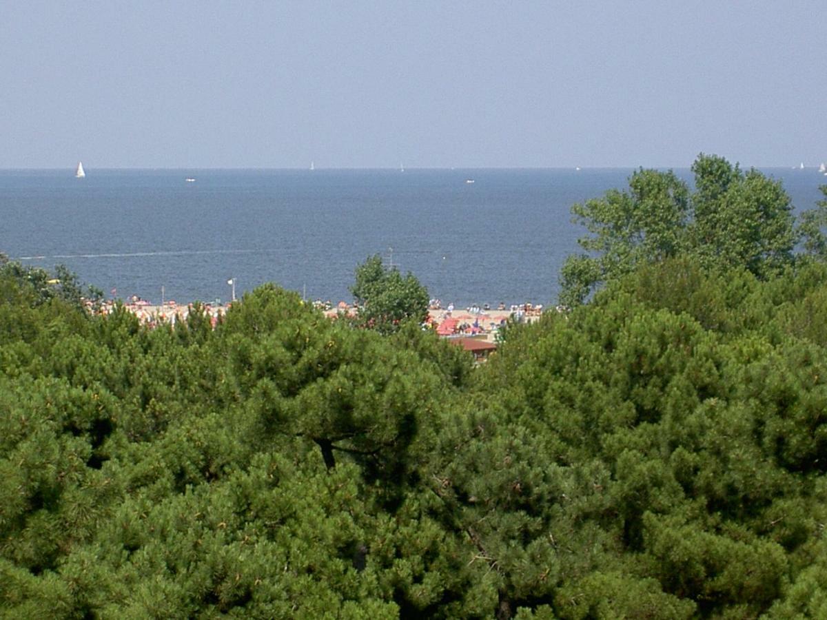 Sirena Apartments Llido Degli Estensi Bagian luar foto